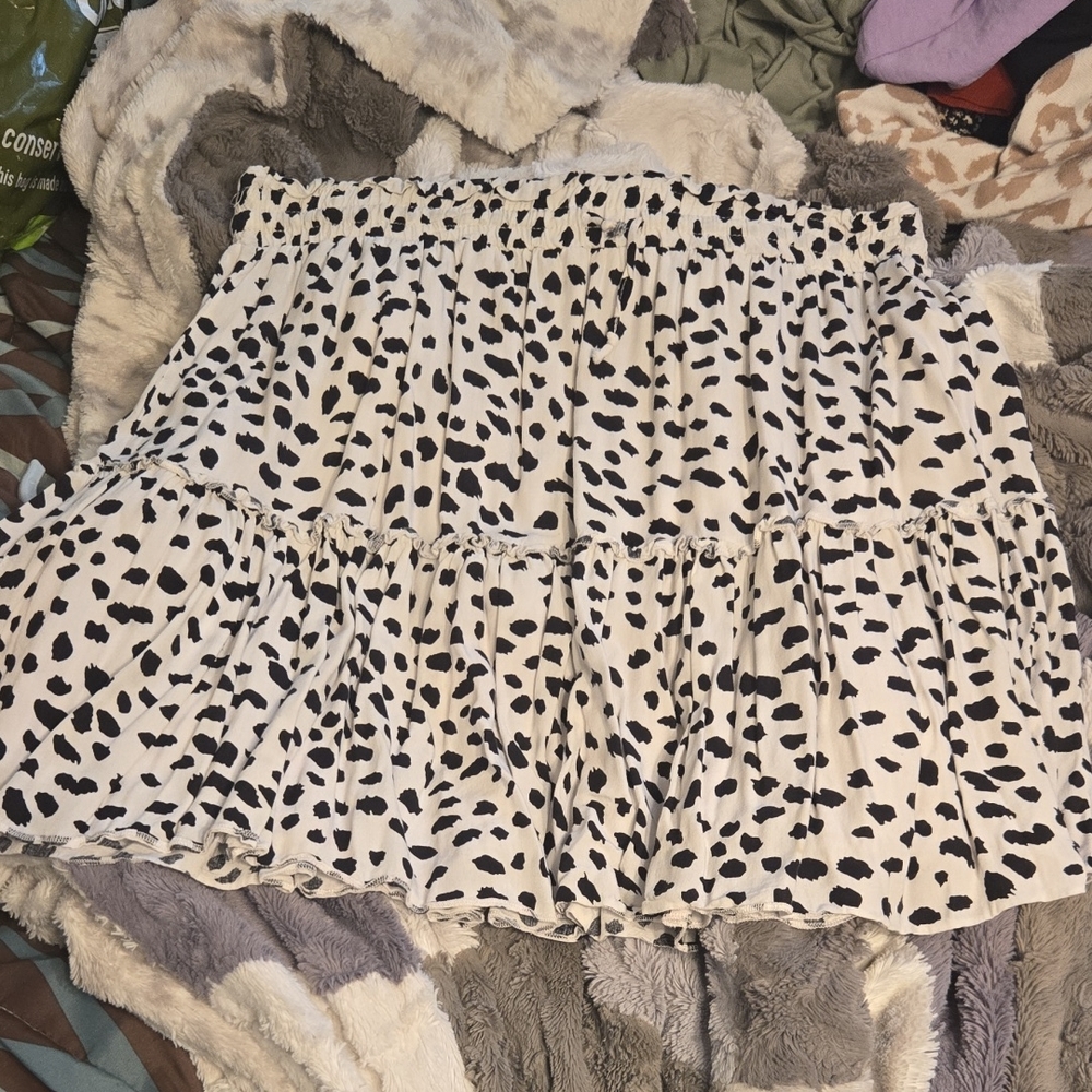 Stylish Black and White Women's Skirt